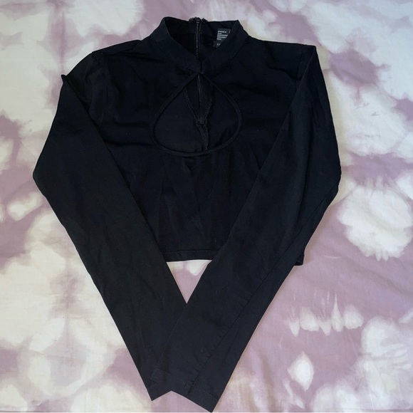 Forever 21 Tops Forever 2 Open Chest Long Sleeve Crop Top Poshmark